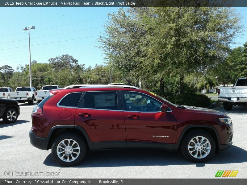Velvet Red Pearl / Black/Light Frost Beige 2019 Jeep Cherokee Latitude