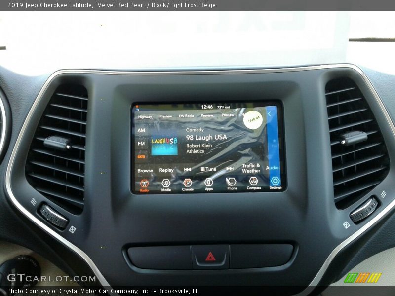 Velvet Red Pearl / Black/Light Frost Beige 2019 Jeep Cherokee Latitude