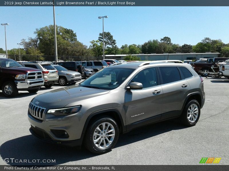 Light Brownstone Pearl / Black/Light Frost Beige 2019 Jeep Cherokee Latitude