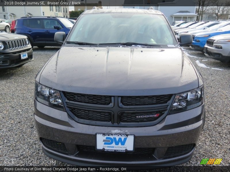 Bruiser Grey / Black 2018 Dodge Journey SE