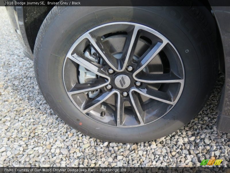 Bruiser Grey / Black 2018 Dodge Journey SE