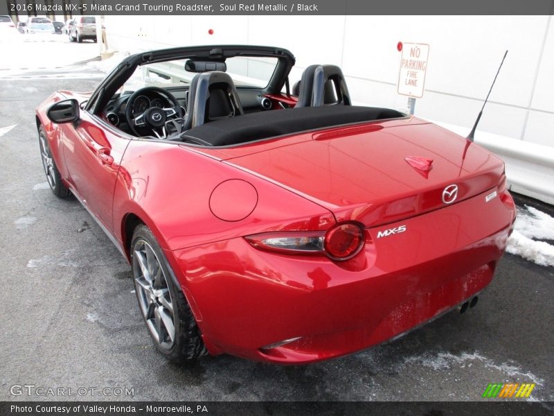 Soul Red Metallic / Black 2016 Mazda MX-5 Miata Grand Touring Roadster