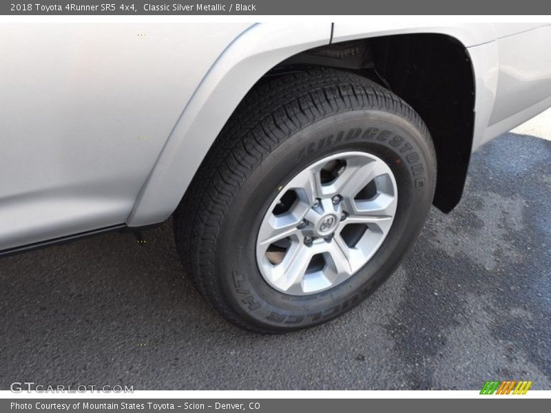 Classic Silver Metallic / Black 2018 Toyota 4Runner SR5 4x4