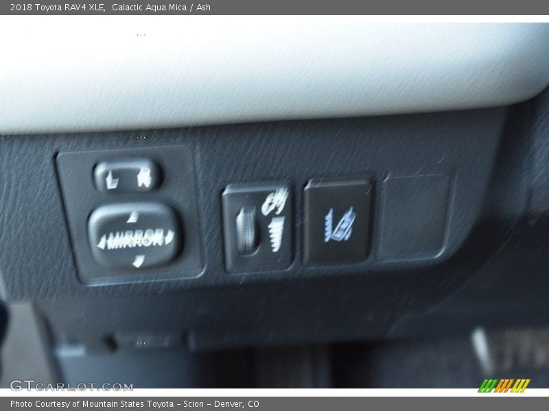 Galactic Aqua Mica / Ash 2018 Toyota RAV4 XLE