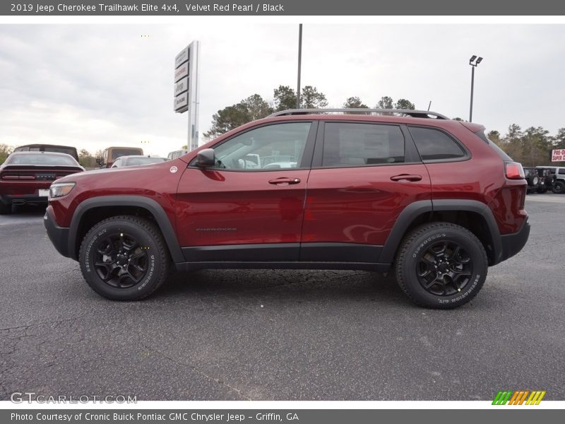  2019 Cherokee Trailhawk Elite 4x4 Velvet Red Pearl
