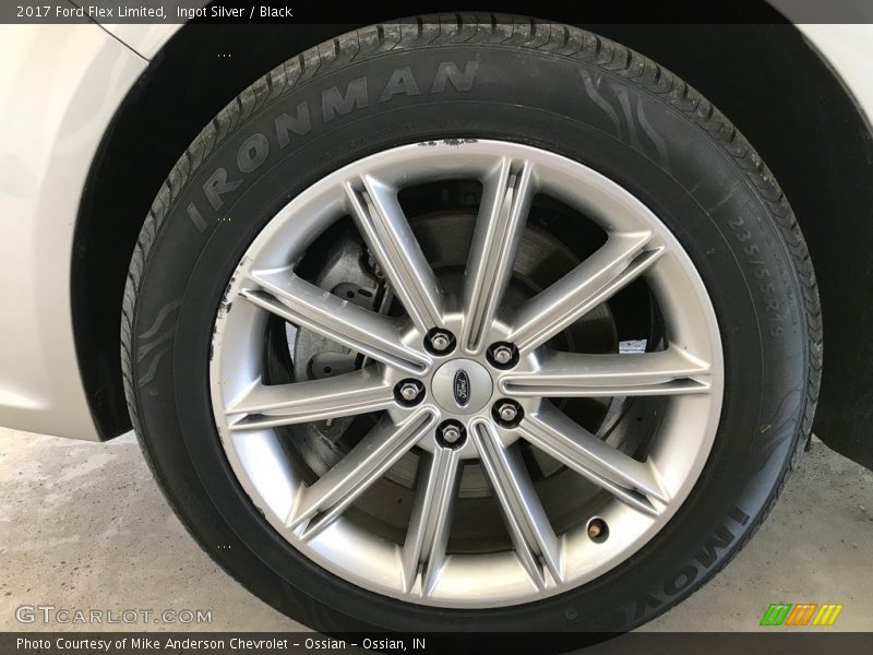 Ingot Silver / Black 2017 Ford Flex Limited