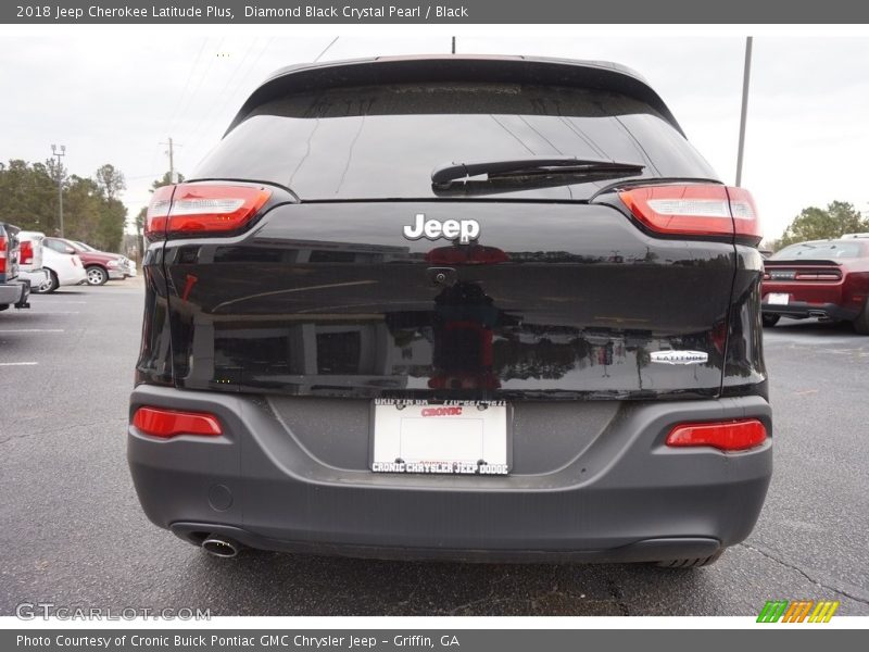 Diamond Black Crystal Pearl / Black 2018 Jeep Cherokee Latitude Plus