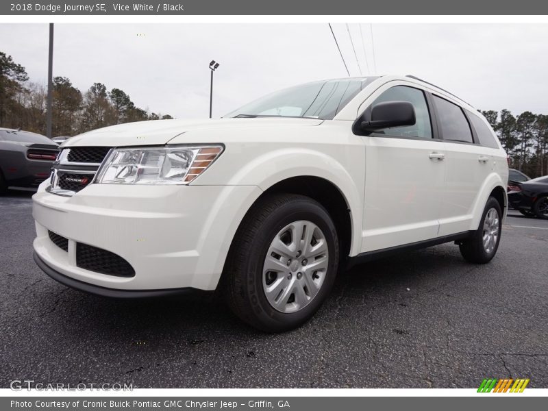 Vice White / Black 2018 Dodge Journey SE
