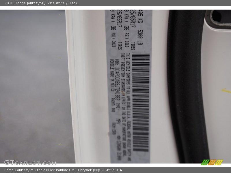 Vice White / Black 2018 Dodge Journey SE
