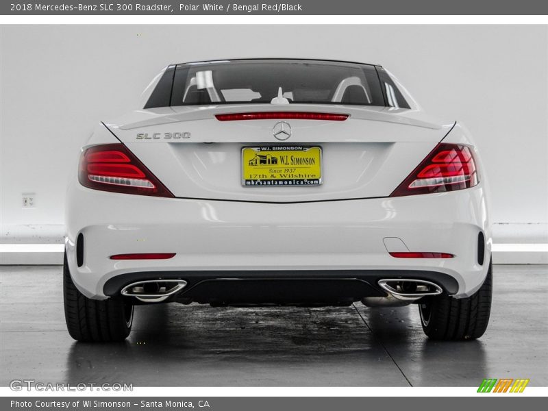 Polar White / Bengal Red/Black 2018 Mercedes-Benz SLC 300 Roadster