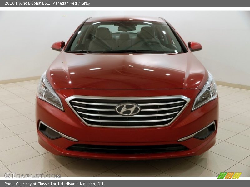 Venetian Red / Gray 2016 Hyundai Sonata SE