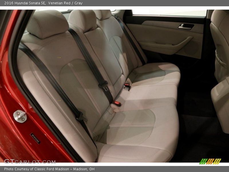 Venetian Red / Gray 2016 Hyundai Sonata SE