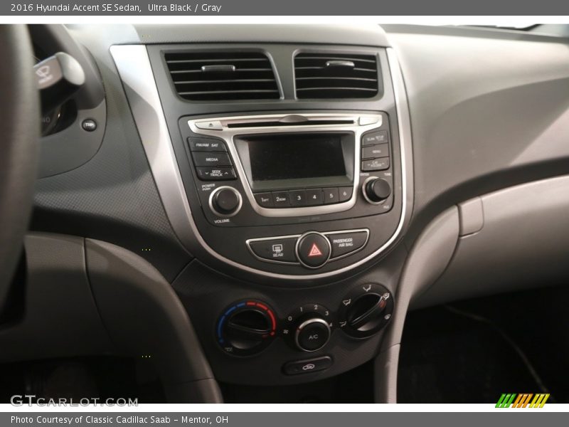 Ultra Black / Gray 2016 Hyundai Accent SE Sedan