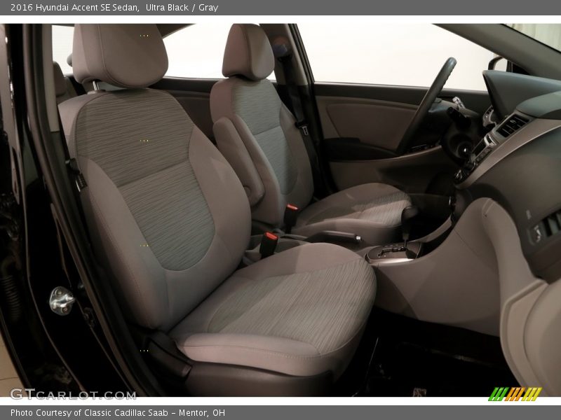 Ultra Black / Gray 2016 Hyundai Accent SE Sedan