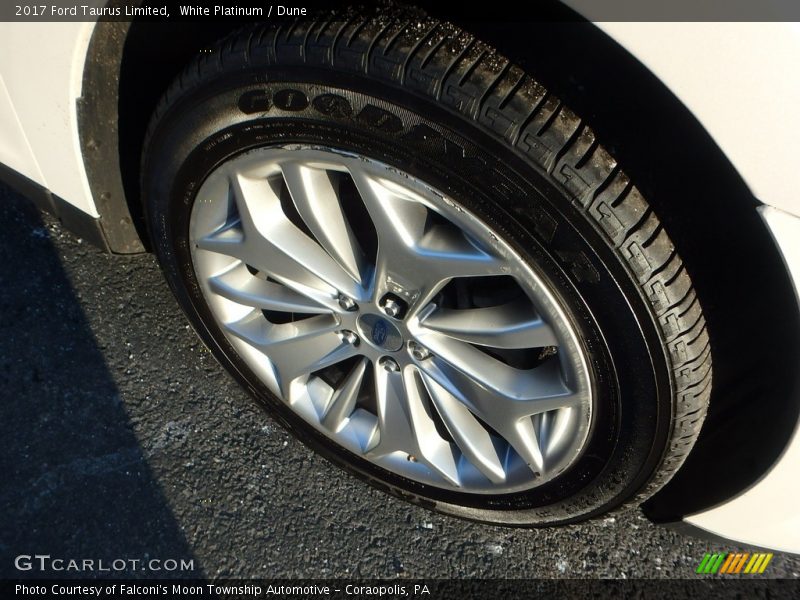 White Platinum / Dune 2017 Ford Taurus Limited
