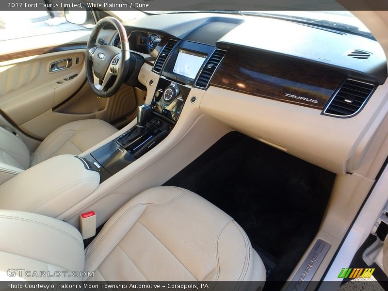 White Platinum / Dune 2017 Ford Taurus Limited