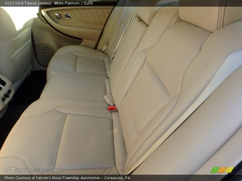 White Platinum / Dune 2017 Ford Taurus Limited