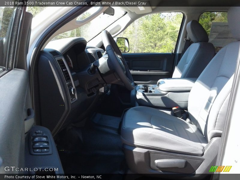 Bright White / Black/Diesel Gray 2018 Ram 3500 Tradesman Crew Cab Chassis