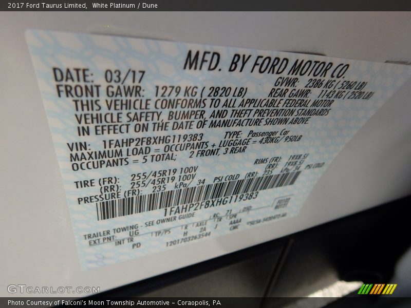 White Platinum / Dune 2017 Ford Taurus Limited