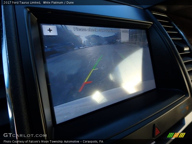 White Platinum / Dune 2017 Ford Taurus Limited
