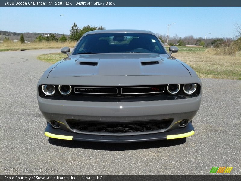 Destroyer Gray / Black 2018 Dodge Challenger R/T Scat Pack