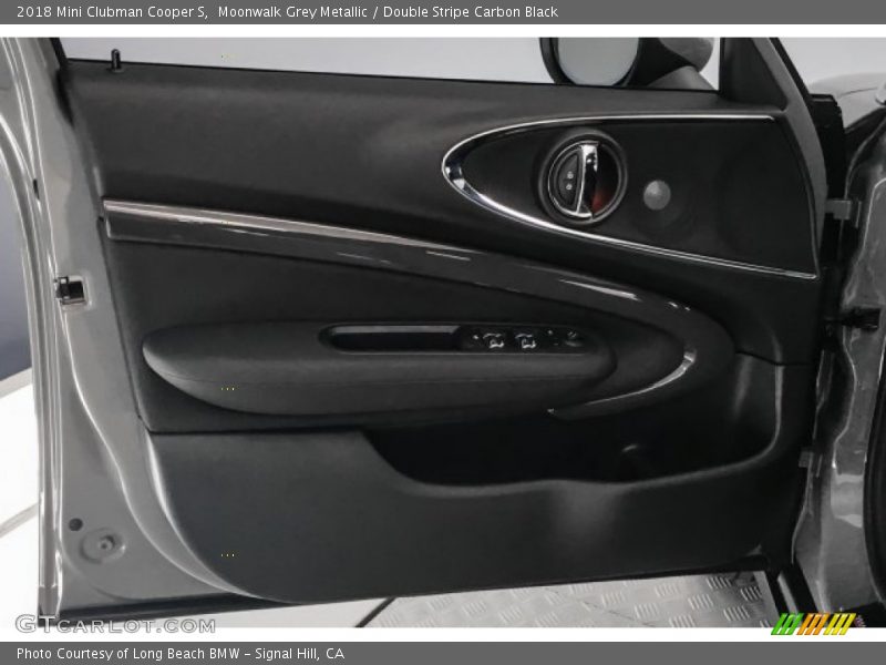 Moonwalk Grey Metallic / Double Stripe Carbon Black 2018 Mini Clubman Cooper S
