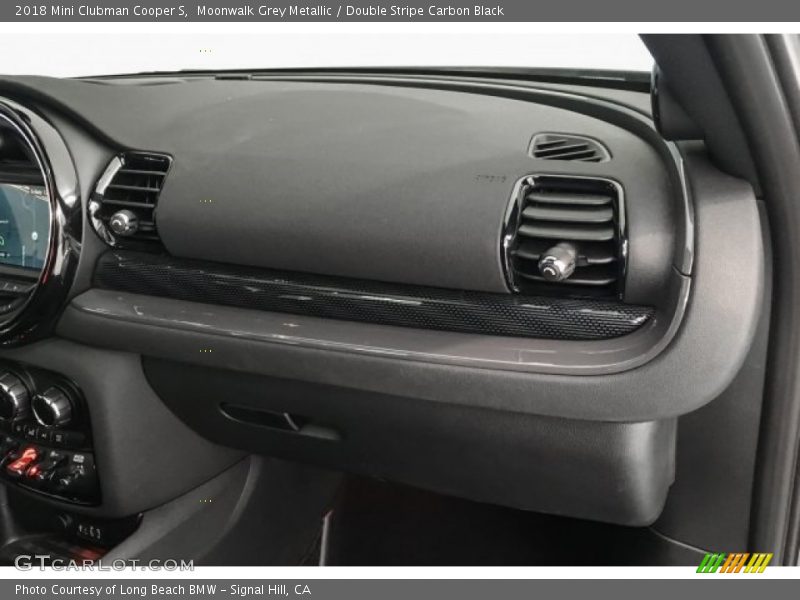 Moonwalk Grey Metallic / Double Stripe Carbon Black 2018 Mini Clubman Cooper S