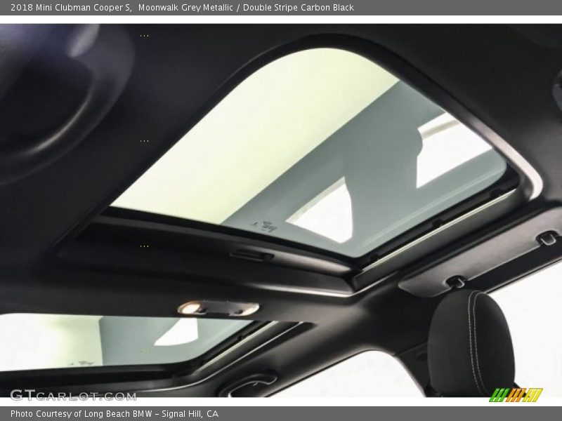 Moonwalk Grey Metallic / Double Stripe Carbon Black 2018 Mini Clubman Cooper S