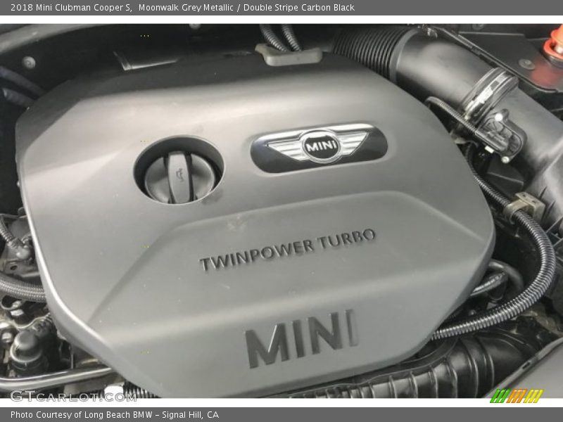 Moonwalk Grey Metallic / Double Stripe Carbon Black 2018 Mini Clubman Cooper S