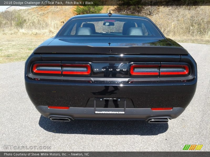 Pitch Black / Black 2018 Dodge Challenger R/T Scat Pack