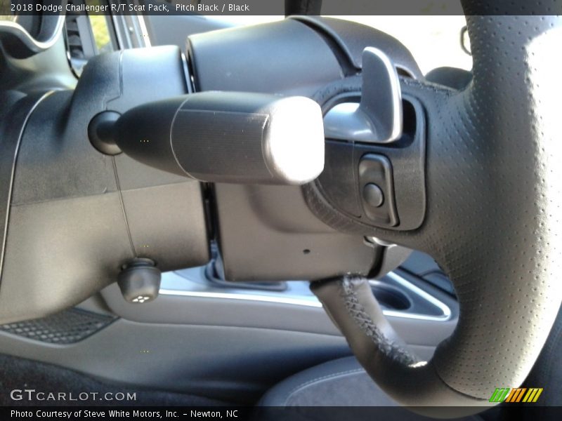 Pitch Black / Black 2018 Dodge Challenger R/T Scat Pack