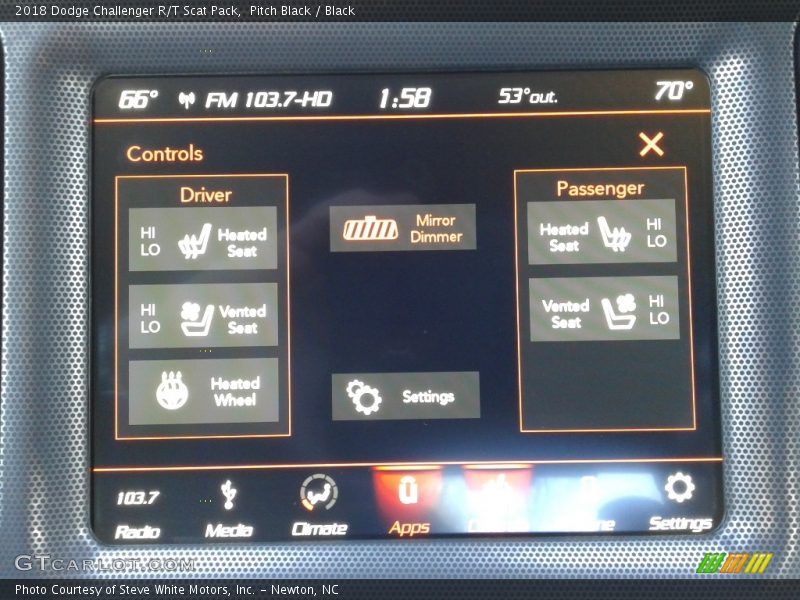 Pitch Black / Black 2018 Dodge Challenger R/T Scat Pack