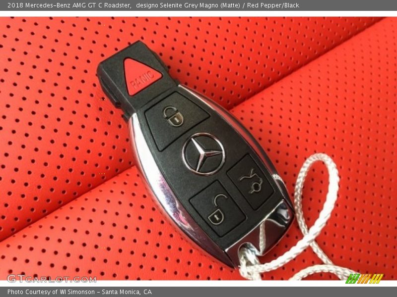 Keys of 2018 AMG GT C Roadster