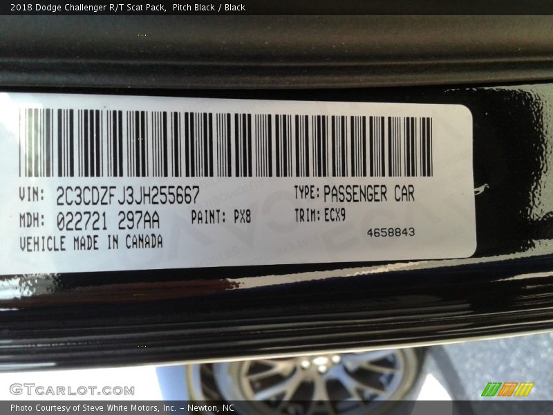 Pitch Black / Black 2018 Dodge Challenger R/T Scat Pack