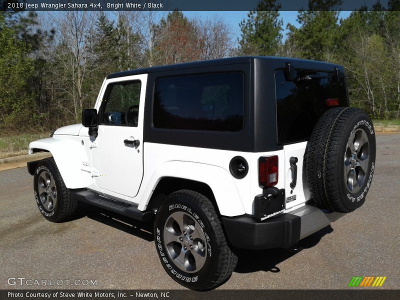 Bright White / Black 2018 Jeep Wrangler Sahara 4x4