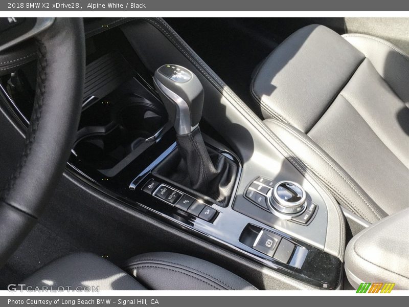 Alpine White / Black 2018 BMW X2 xDrive28i