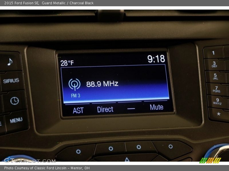 Guard Metallic / Charcoal Black 2015 Ford Fusion SE