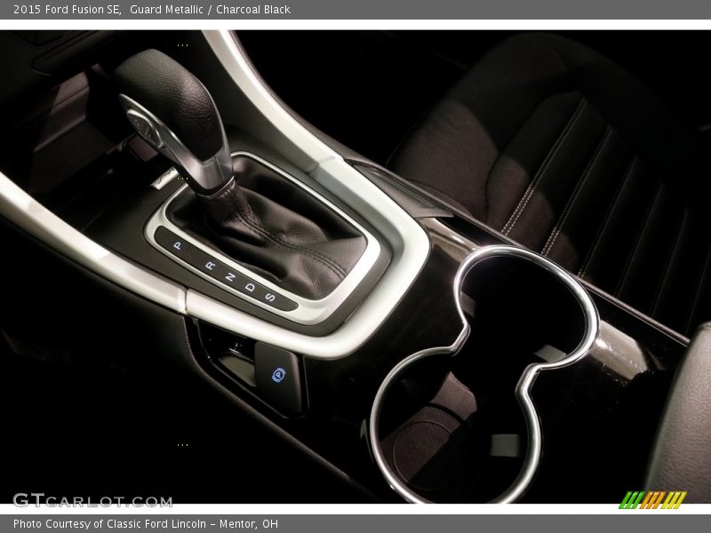 Guard Metallic / Charcoal Black 2015 Ford Fusion SE