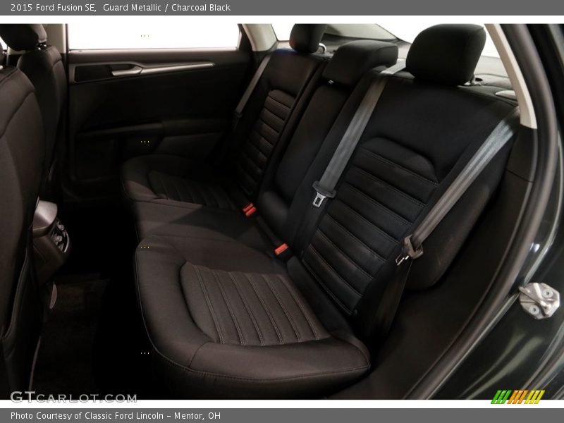 Guard Metallic / Charcoal Black 2015 Ford Fusion SE