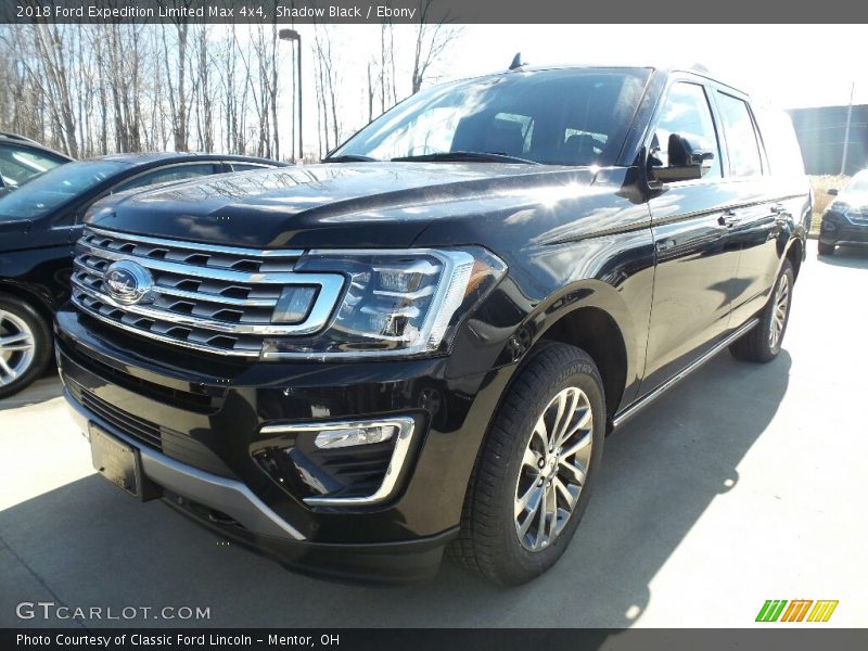 Front 3/4 View of 2018 Expedition Limited Max 4x4
