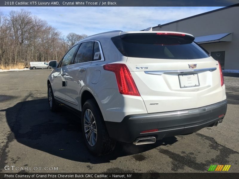 Crystal White Tricoat / Jet Black 2018 Cadillac XT5 Luxury AWD