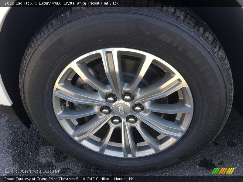 Crystal White Tricoat / Jet Black 2018 Cadillac XT5 Luxury AWD