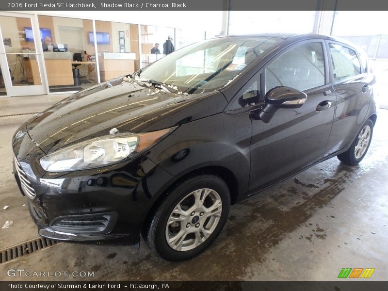 Shadow Black / Charcoal Black 2016 Ford Fiesta SE Hatchback