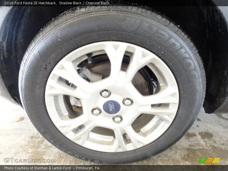 Shadow Black / Charcoal Black 2016 Ford Fiesta SE Hatchback