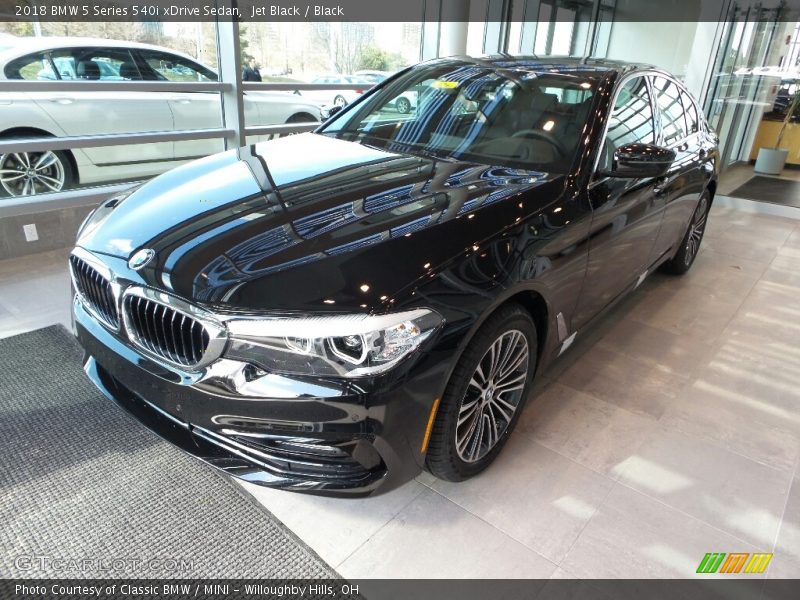 Jet Black / Black 2018 BMW 5 Series 540i xDrive Sedan