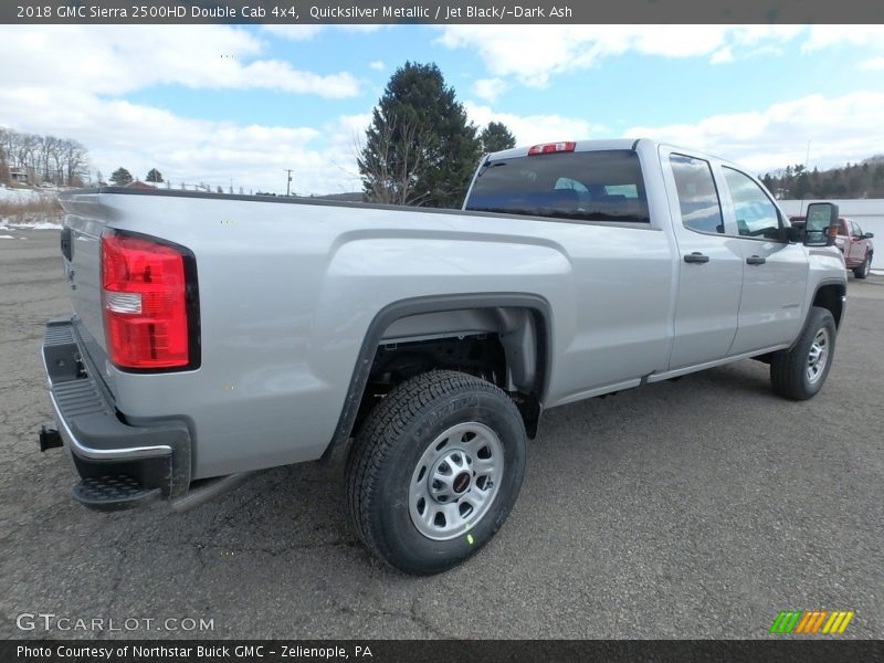 Quicksilver Metallic / Jet Black/­Dark Ash 2018 GMC Sierra 2500HD Double Cab 4x4