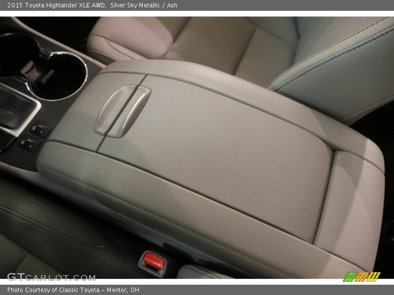 Silver Sky Metallic / Ash 2015 Toyota Highlander XLE AWD