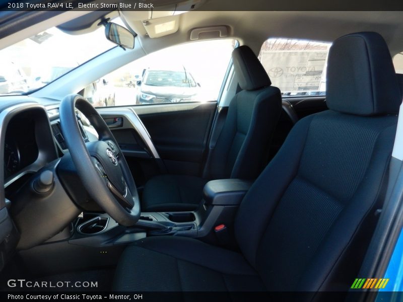 Electric Storm Blue / Black 2018 Toyota RAV4 LE