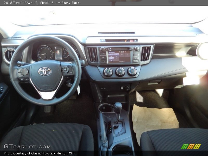 Electric Storm Blue / Black 2018 Toyota RAV4 LE