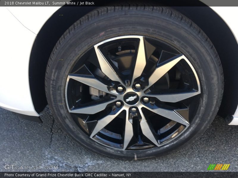 Summit White / Jet Black 2018 Chevrolet Malibu LT